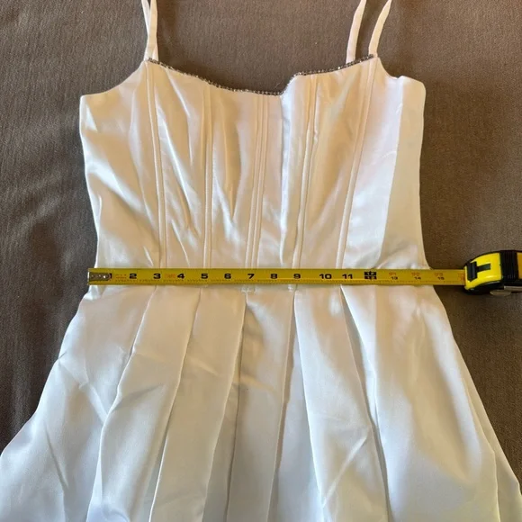 Vintage Jessica McClintock White Satin Gown - Picture 6 of 8